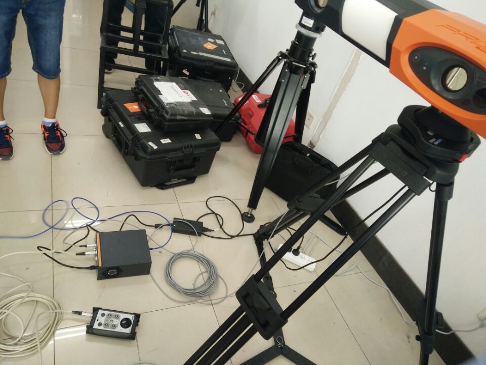 高精度曲面測量系統